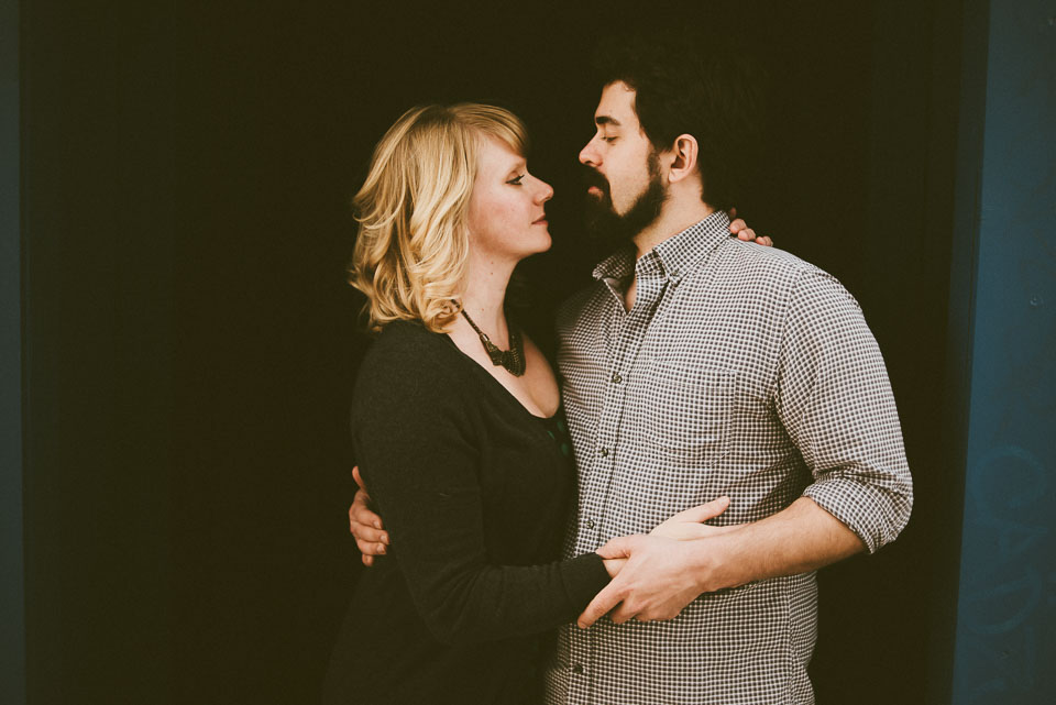 An Indoor Lady - Katie + Joe - Photo by Erin Holsonback KATIEJOE-011-ANINDOORLADY