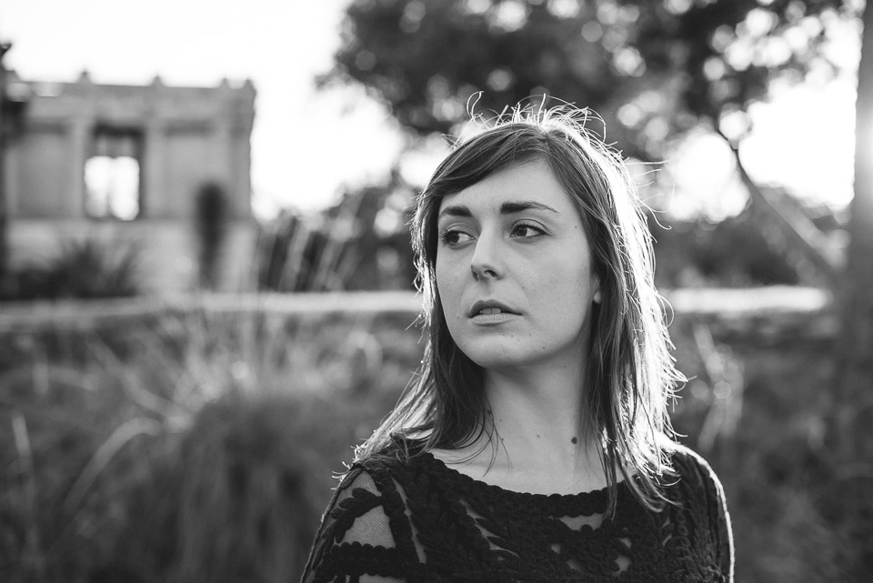 An Indoor Lady - Hyde Park | Ariel G - ARIEL-001-ANINDOORLADY