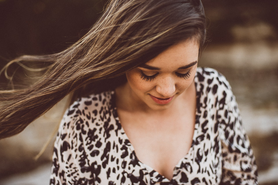 An Indoor Lady - Bull Creek | Laura M - LAURA-005-ANINDOORLADY