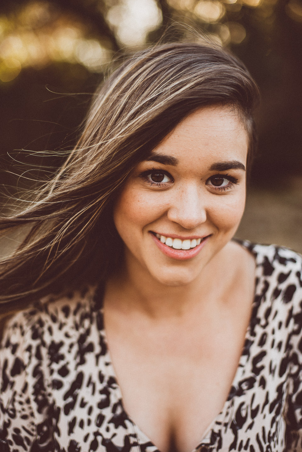 An Indoor Lady - Bull Creek | Laura M - LAURA-008-ANINDOORLADY