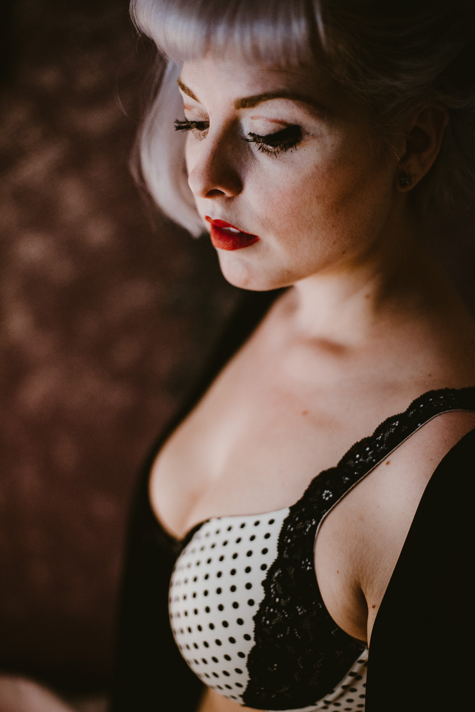 An Indoor Lady - Austin TX | Boudoir Photography | Katelyn Renee - Photo by Erin Holsonback BOUDOIR-K-005-ANINDOORLADY