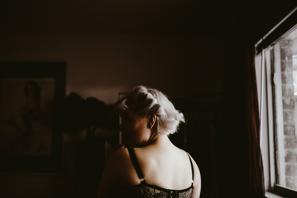 An Indoor Lady - Austin TX | Boudoir Photography | Katelyn Renee - Photo by Erin Holsonback BOUDOIR-K-013-ANINDOORLADY