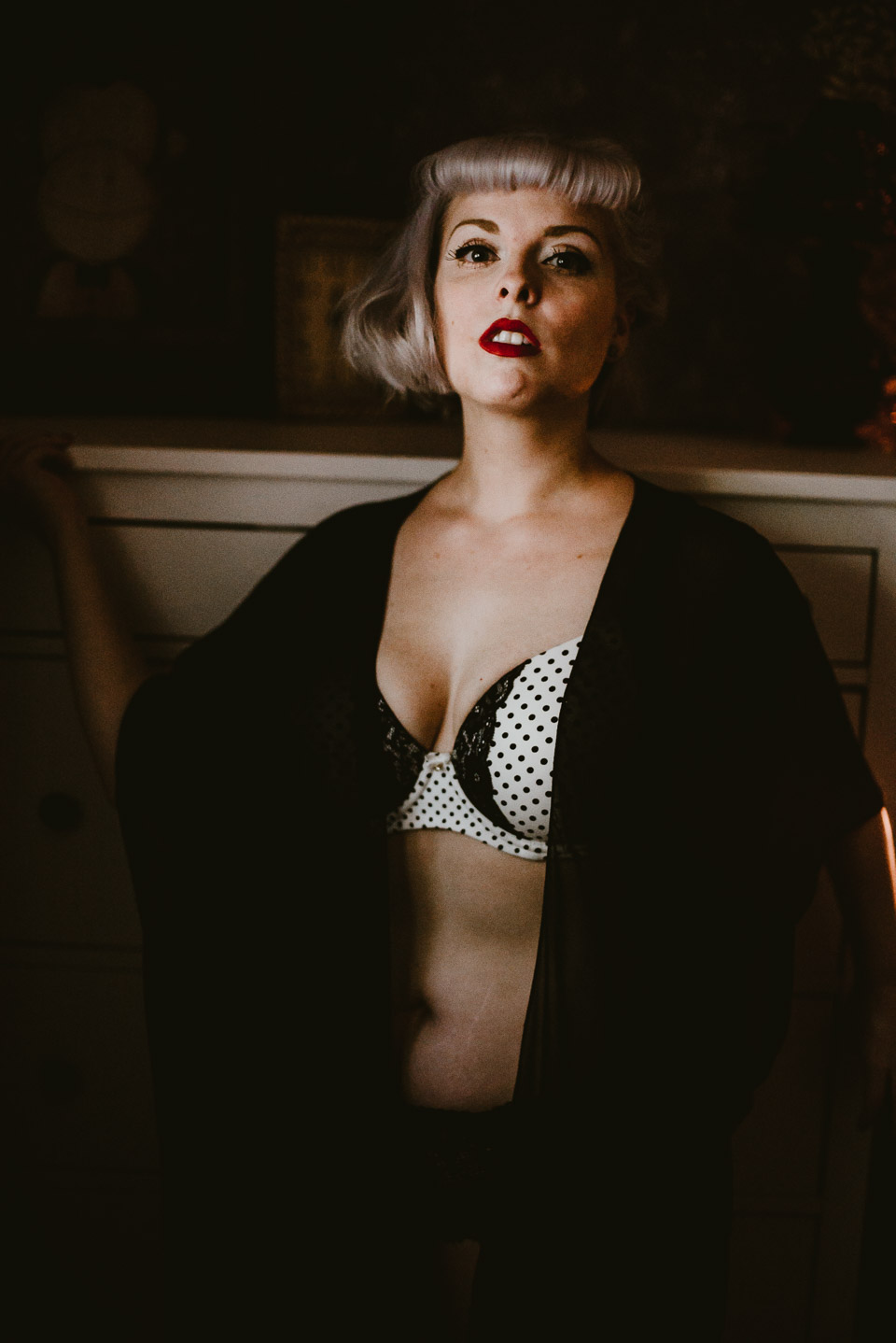 An Indoor Lady - Austin TX | Boudoir Photography | Katelyn Renee - Photo by Erin Holsonback BOUDOIR-K-022-ANINDOORLADY