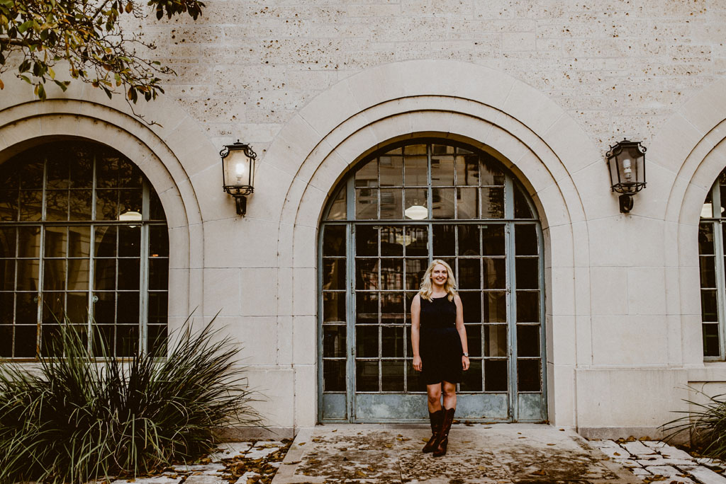 An Indoor Lady - UT Campus | Senior Photography | Shannon - SHANNON-010-ANINDOORLADY