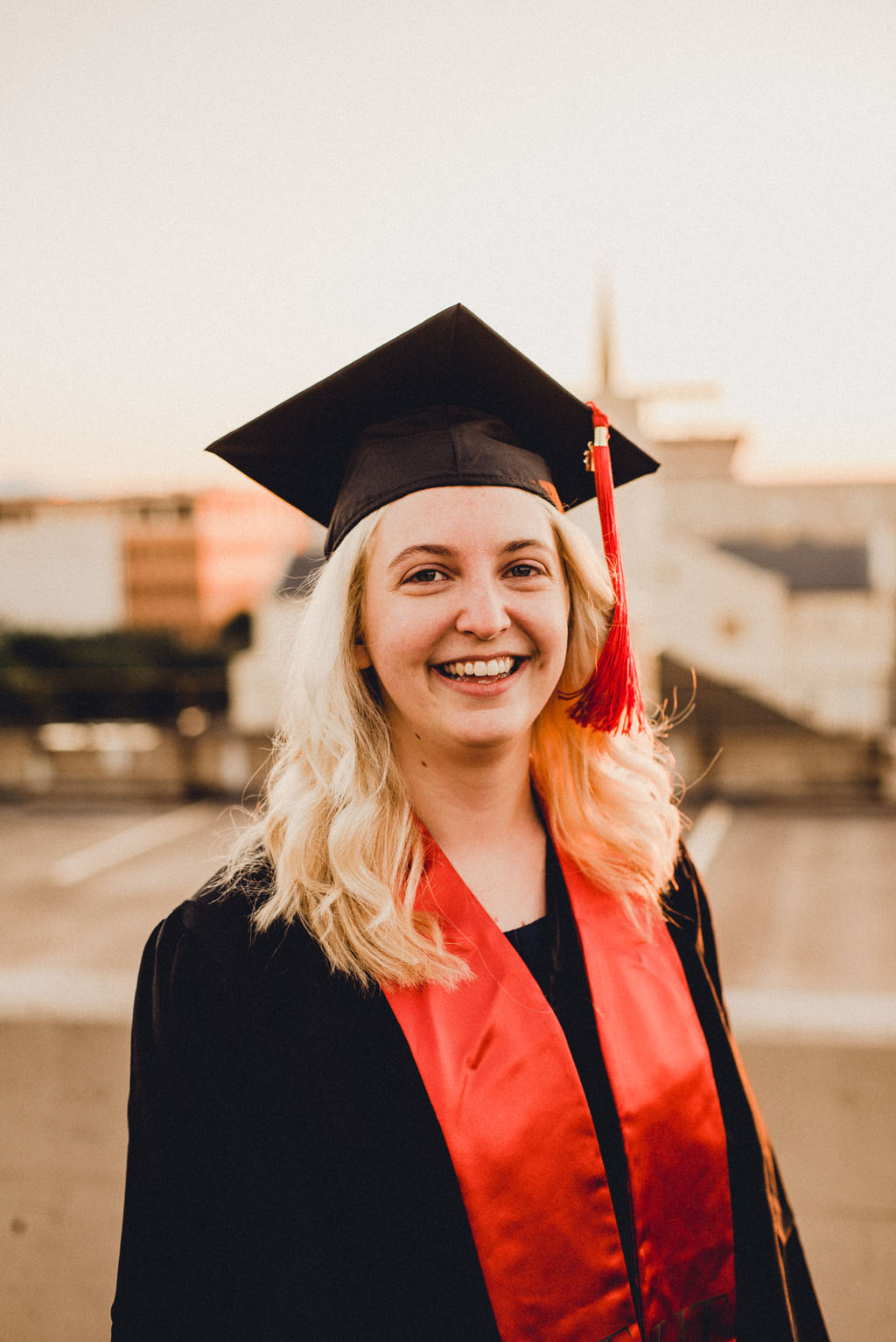 An Indoor Lady - UT Campus | Senior Photography | Shannon - SHANNON-014-ANINDOORLADY