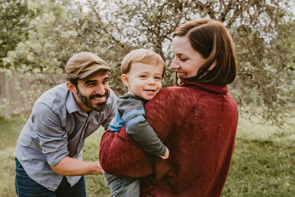 An Indoor Lady - At-home Session | Family Photography | Tessa + Bryan + Family - GUTMANN-008-ANINDOORLADY