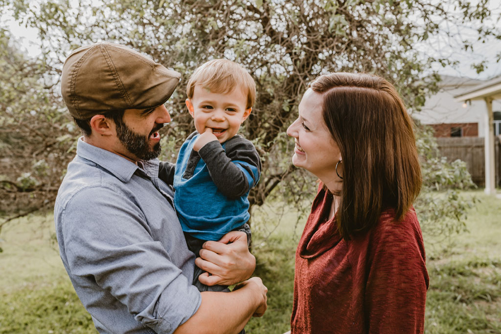 An Indoor Lady - At-home Session | Family Photography | Tessa + Bryan + Family - GUTMANN-010-ANINDOORLADY