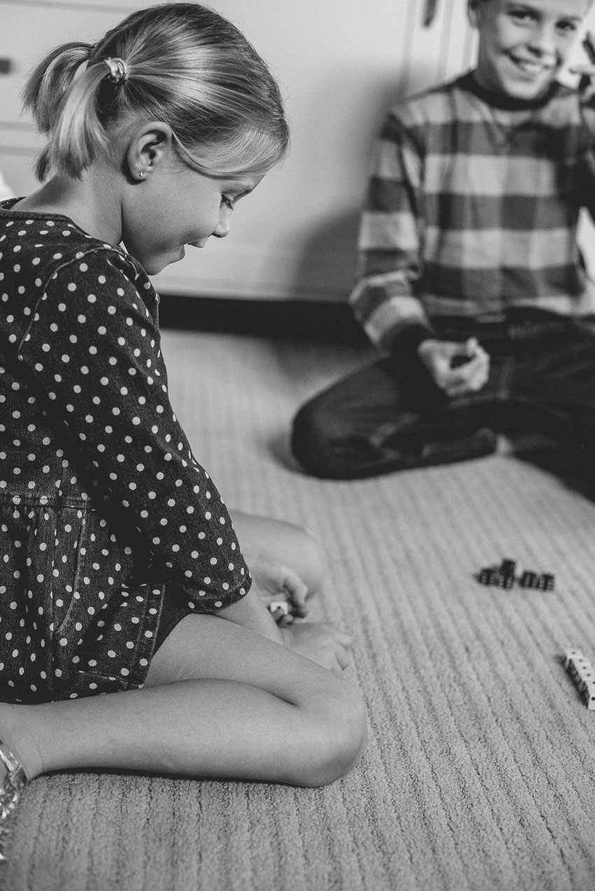An Indoor Lady - At Home | Carol + Judd + Family - WILLMANN-003-ANINDOORLADY