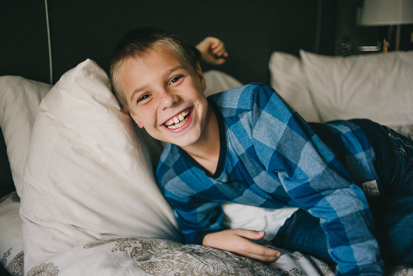 An Indoor Lady - At Home | Carol + Judd + Family - WILLMANN-043-ANINDOORLADY
