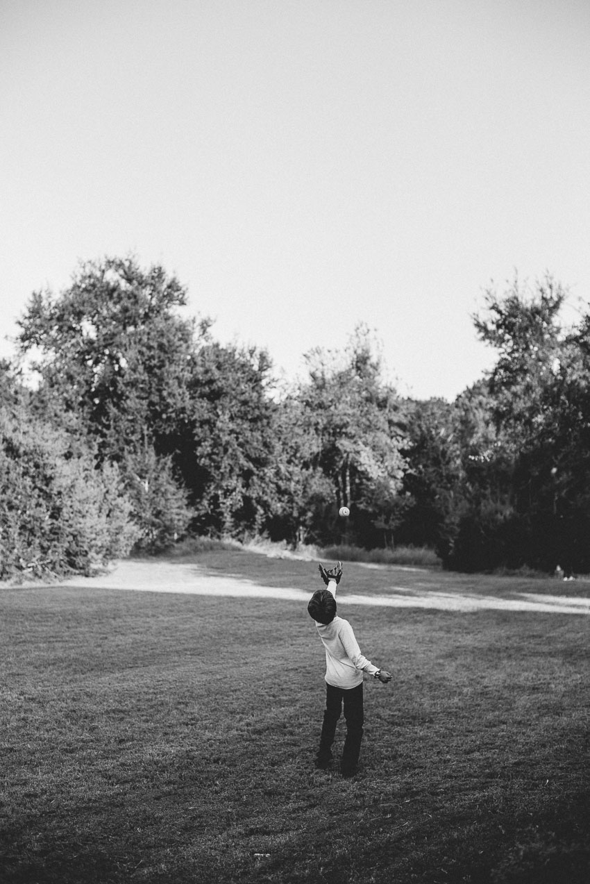 An Indoor Lady - At Home | Carol + Judd + Family - WILLMANN-072-ANINDOORLADY