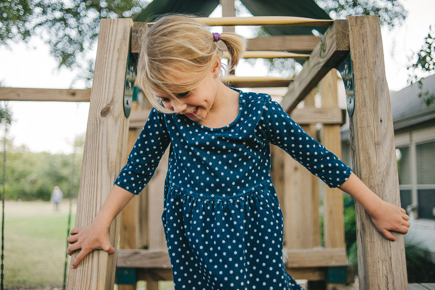 An Indoor Lady - At Home | Carol + Judd + Family - WILLMANN-082-ANINDOORLADY