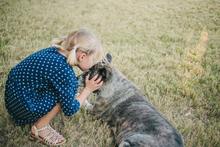 An Indoor Lady - At Home | Carol + Judd + Family - WILLMANN-083-ANINDOORLADY