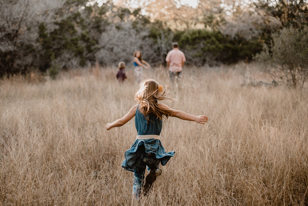 An Indoor Lady - Wimberley, TX | Family Photography | Paige + Jesse + Family - 201711-WILKS-029-ANINDOORLADY