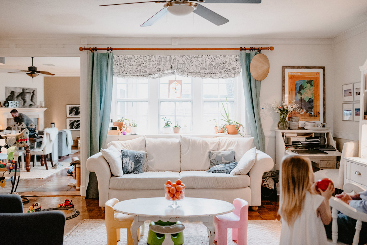 An Indoor Lady - Austin, TX | Family Photography | Ellie + Graeme + Family - 20180210-WALKERS-0061-ANINDOORLADY