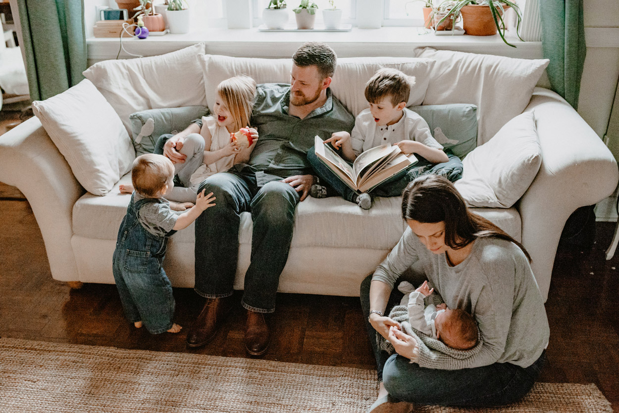 An Indoor Lady - Austin, TX | Family Photography | Ellie + Graeme + Family - 20180210-WALKERS-0880-ANINDOORLADY