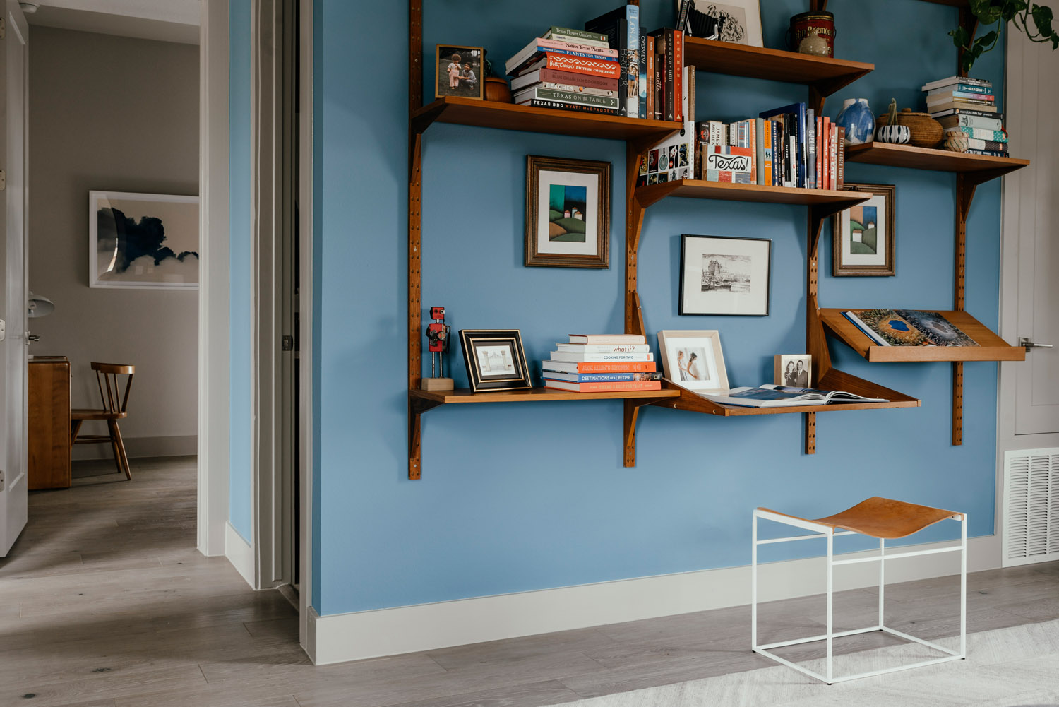 An Indoor Lady - Austin, TX | Interior Photography | East Austin Residence for McCray & Co - 2018-MCCRAY-EAST-RESIDENCE-012-ANINDOORLADY