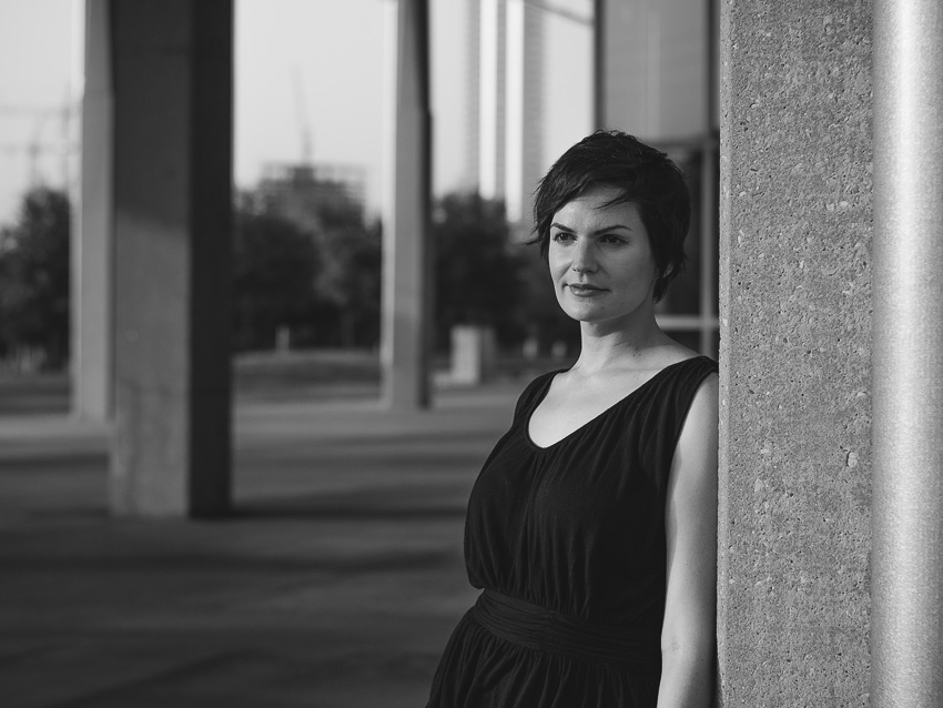 An Indoor Lady - The Long Center - 20140630-longcenter-08