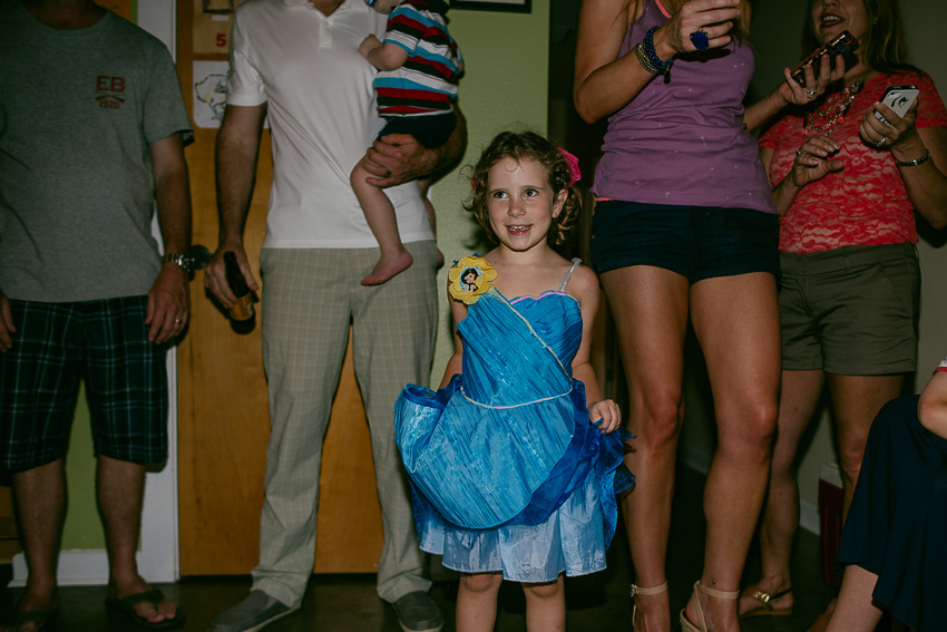 An Indoor Lady - Tim's Birthday - 20140906-kellys-10