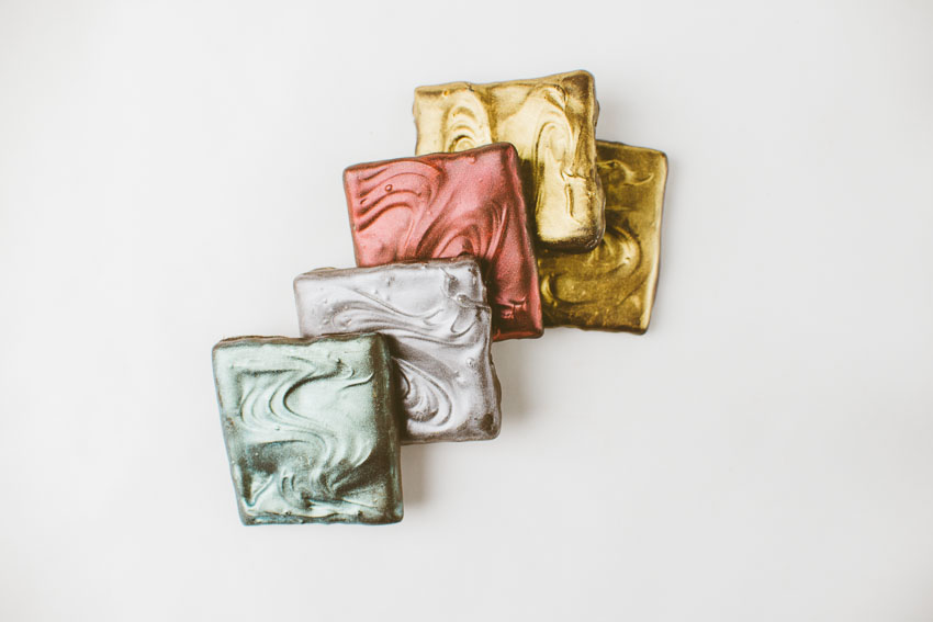 An Indoor Lady - Crave Artisan Chocolate - CRAVE-011-ANINDOORLADY