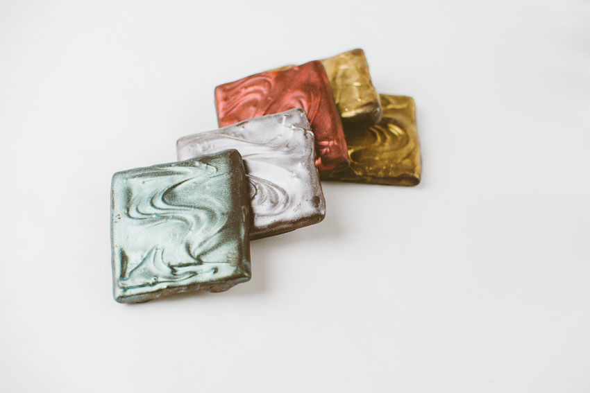 An Indoor Lady - Crave Artisan Chocolate - CRAVE-012-ANINDOORLADY