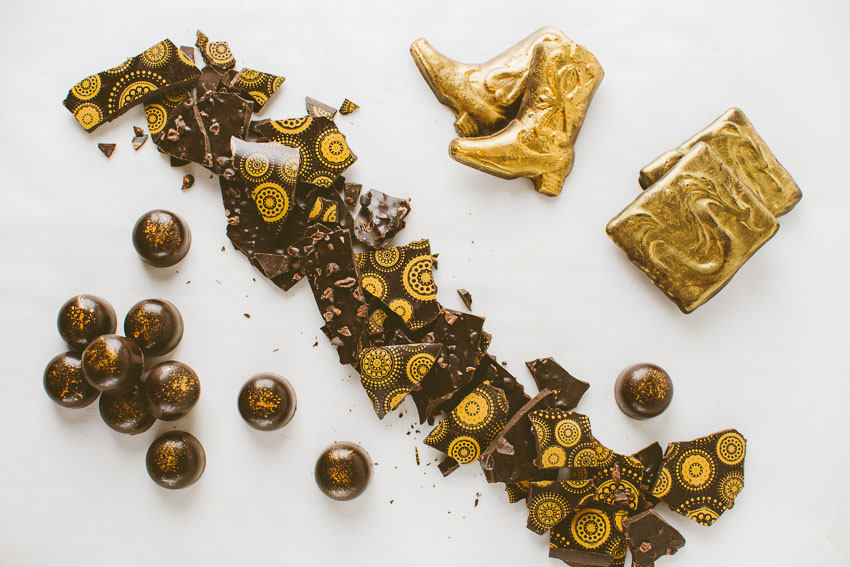 An Indoor Lady - Crave Artisan Chocolate - CRAVE-026-ANINDOORLADY
