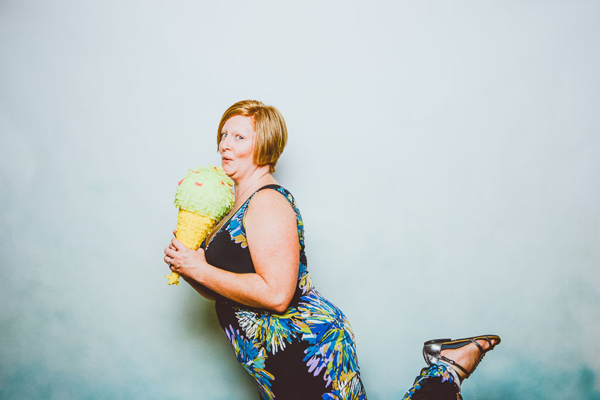 An Indoor Lady - Turning 31 - ERINBDAYBOOTH-016-ANINDOORLADY