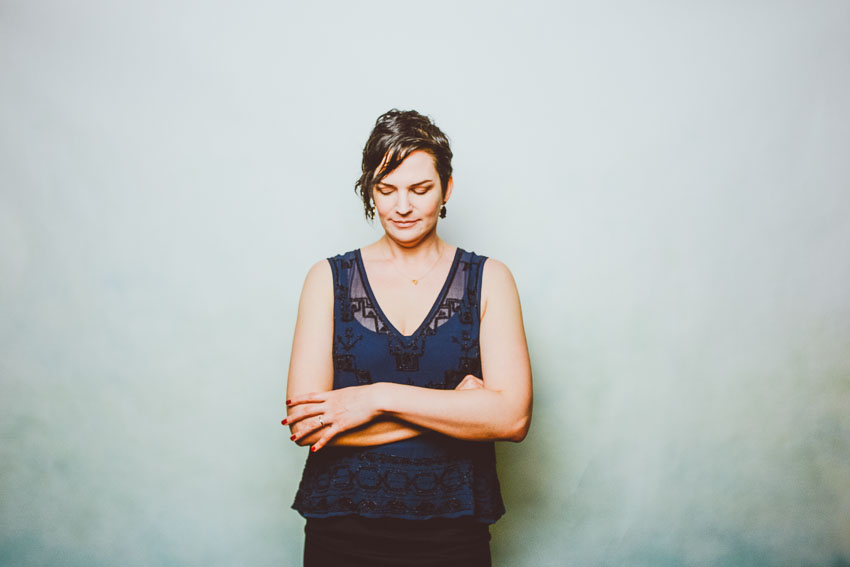 An Indoor Lady - Turning 31 - ERINBDAYBOOTH-089-ANINDOORLADY